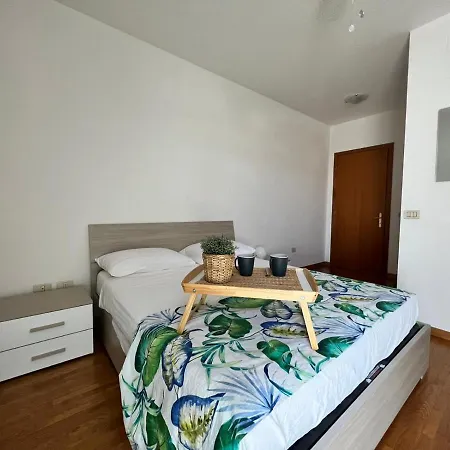 Stella Guest House, Family & Pet Friendly Lejlighed *